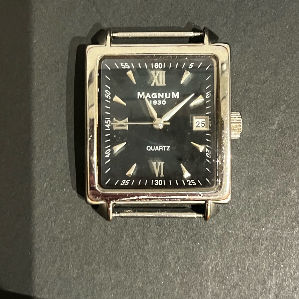 Magnum 1930 Black and Silver Square Men's Watch